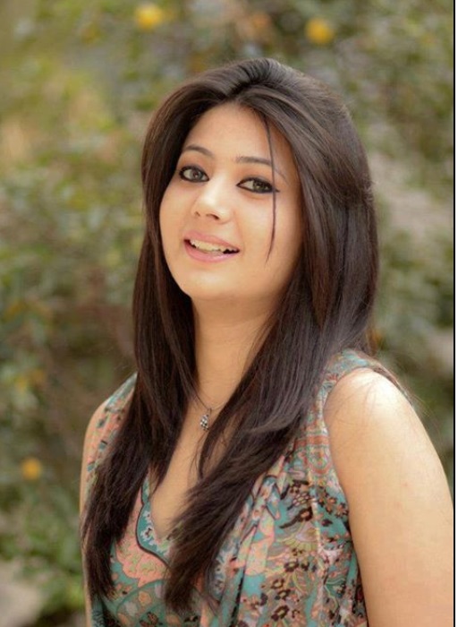 Shanila Naz is a a smartwatch expert who created smartwatchcrush.com (a smartwatch blog). 
